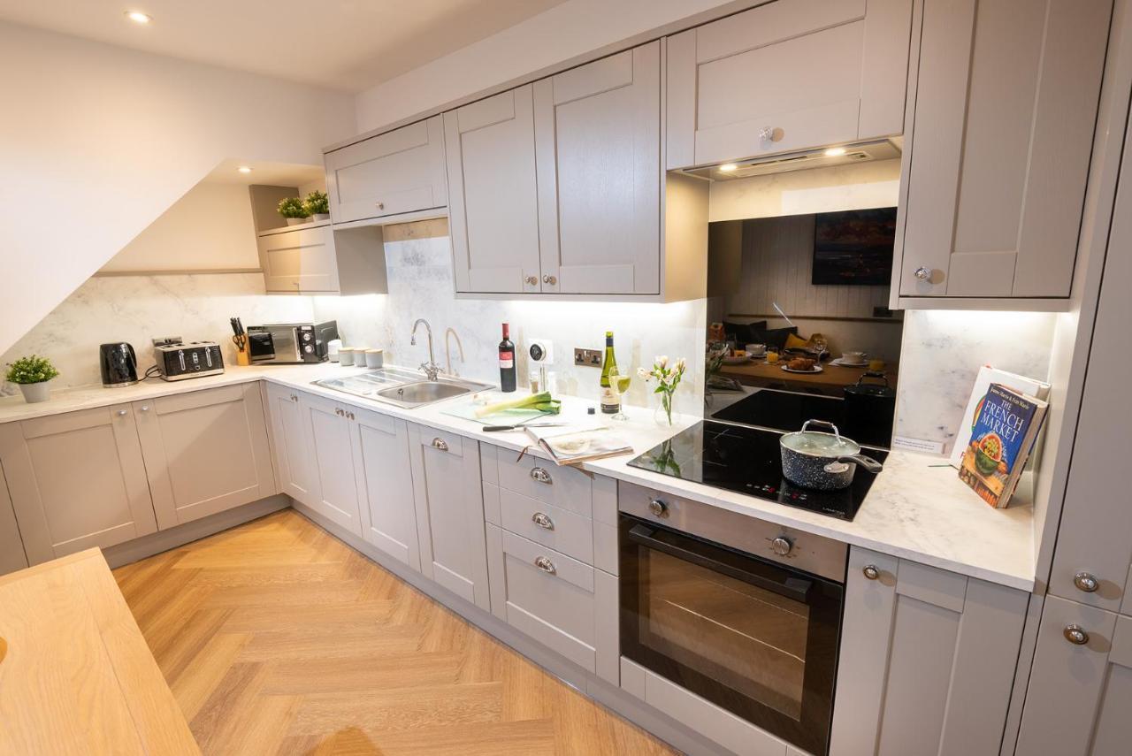 Lola'S Loft With Lake Views - Central Bowness - Pet Friendly Zewnętrze zdjęcie