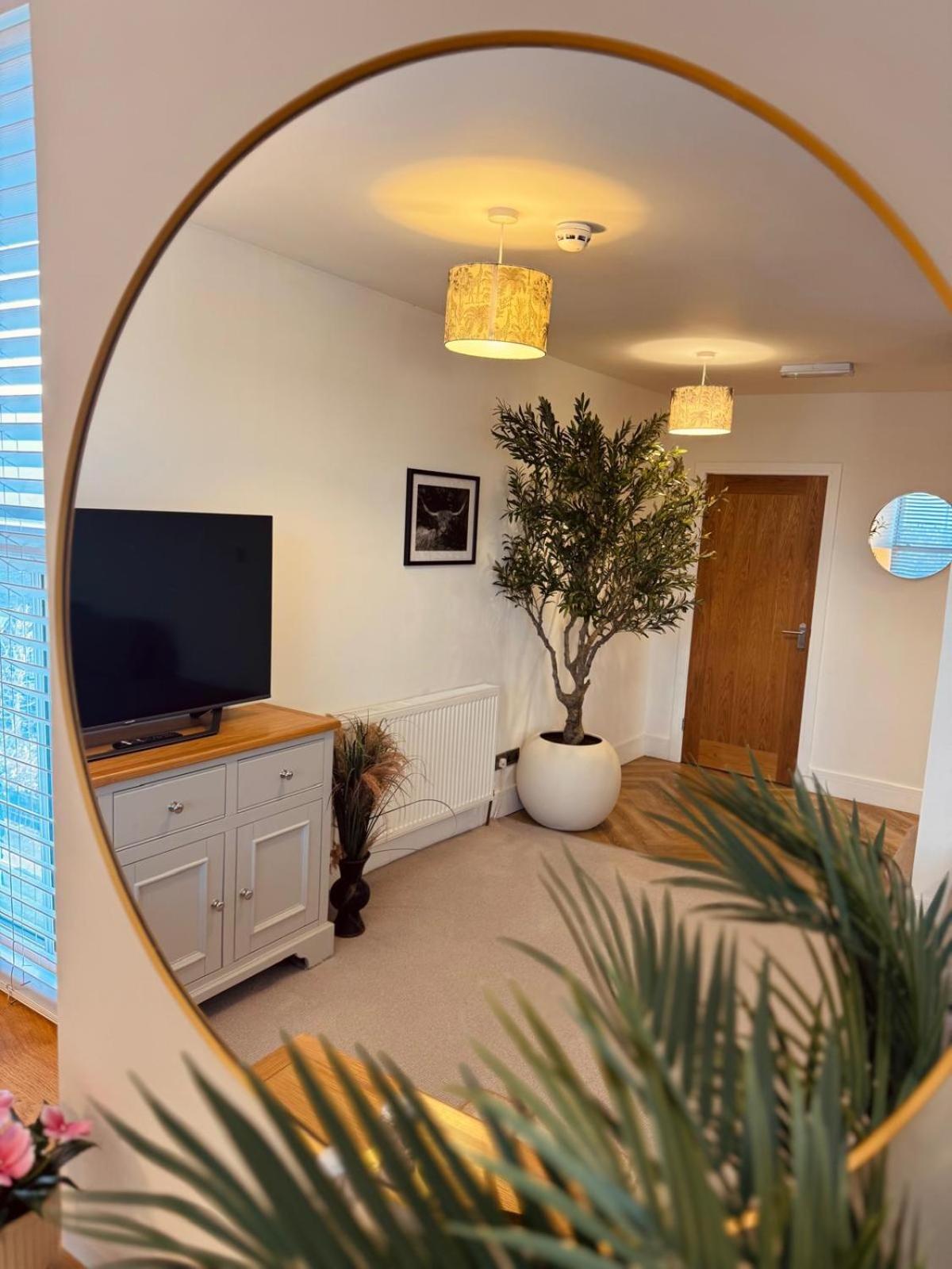 Lola'S Loft With Lake Views - Central Bowness - Pet Friendly Zewnętrze zdjęcie
