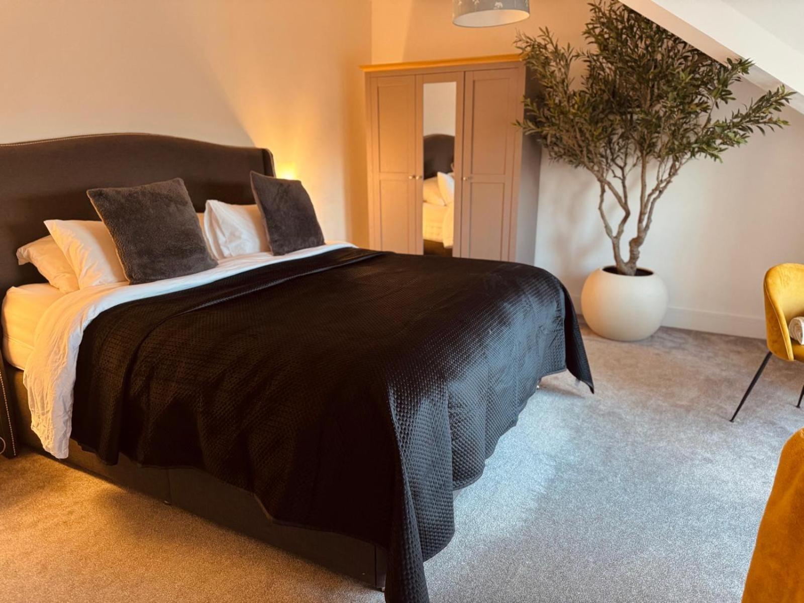 Lola'S Loft With Lake Views - Central Bowness - Pet Friendly Zewnętrze zdjęcie